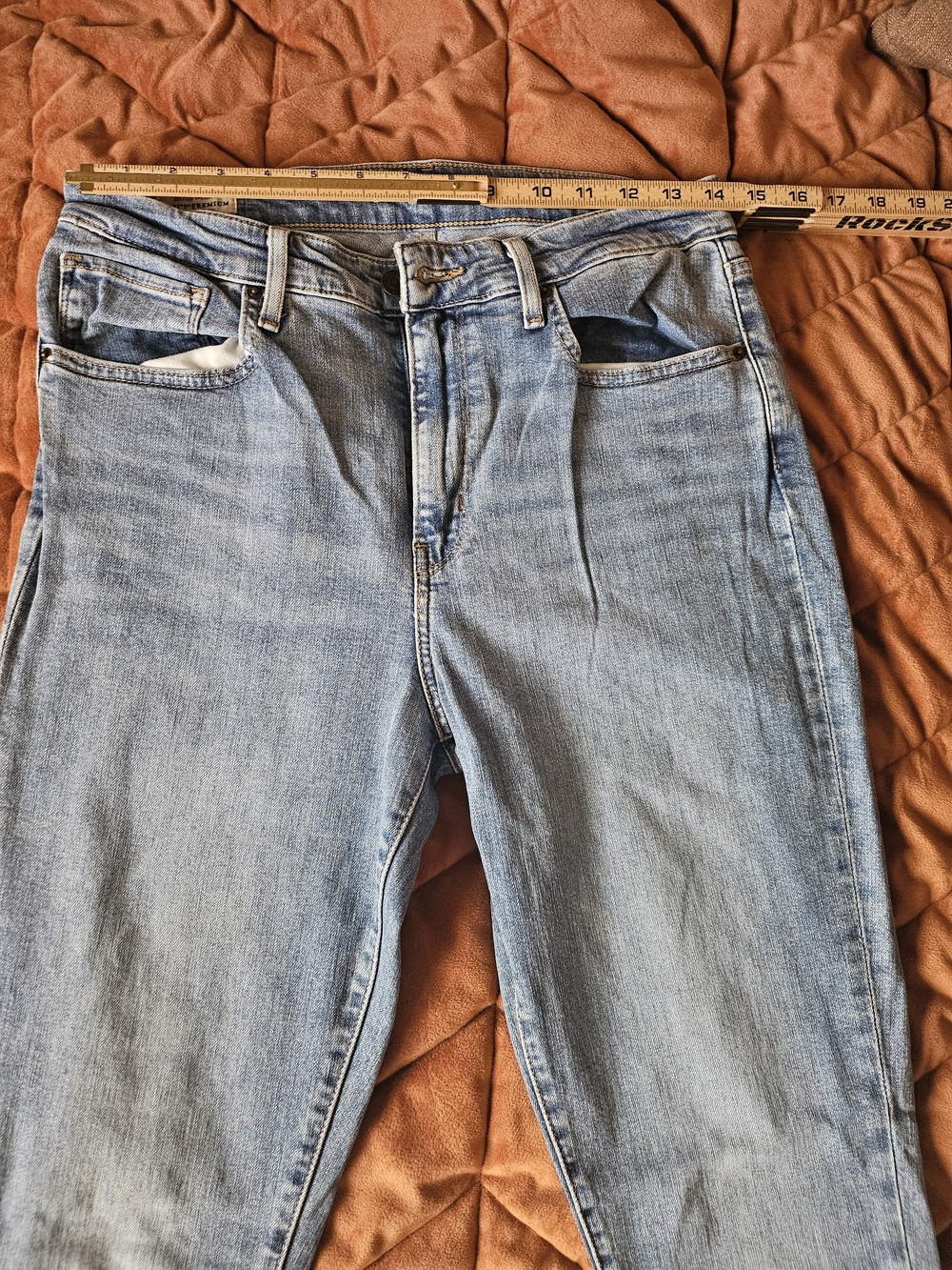 Levi's Light Blue Women's Skinny Jeans - Picture 2 of 7